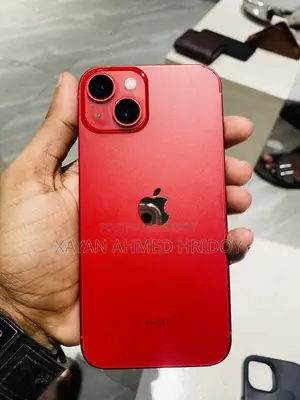 Apple iPhone 13 128 GB Red