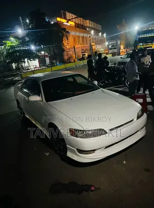 টয়োটা মার্ক টু ১৯৯৪ পার্ল