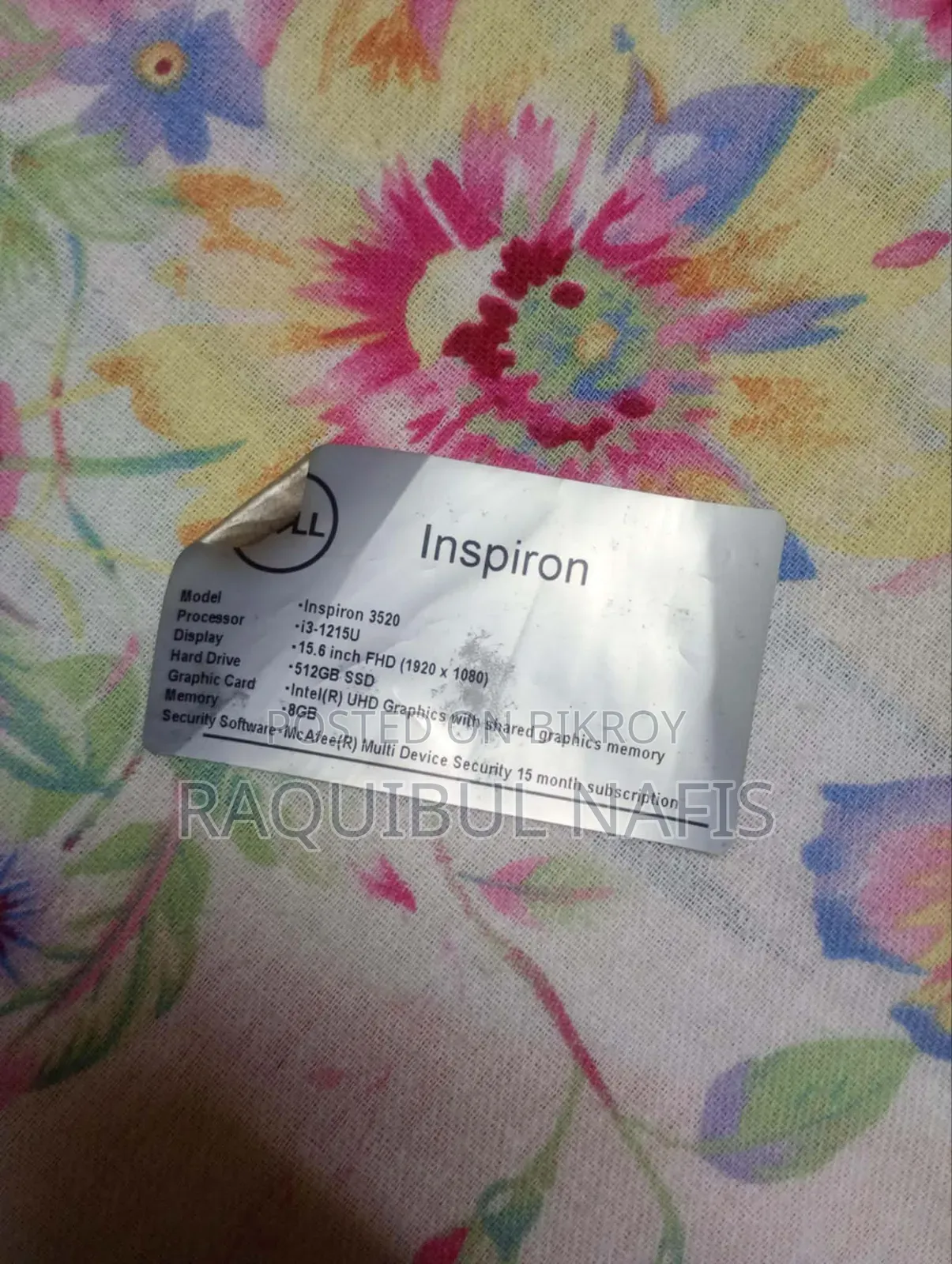 ল্যাপটপ ডেল ইনস্পিরন ১৫ ৩৫২০ ৮জিবি ইন্টেল কোর আই৩ এসএসডি ৫১২জিবি
