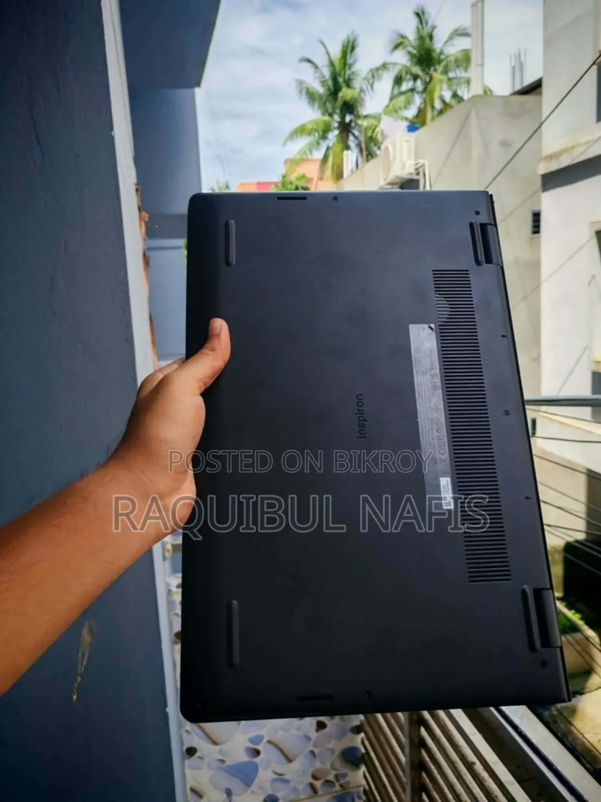 ল্যাপটপ ডেল ইনস্পিরন ১৫ ৩৫২০ ৮জিবি ইন্টেল কোর আই৩ এসএসডি ৫১২জিবি