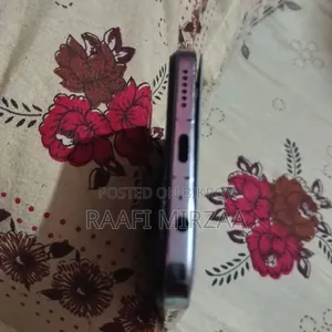 নিউ টেকনো স্পার্ক ৩০ প্রো ১২৮ জিবি হোয়াইট