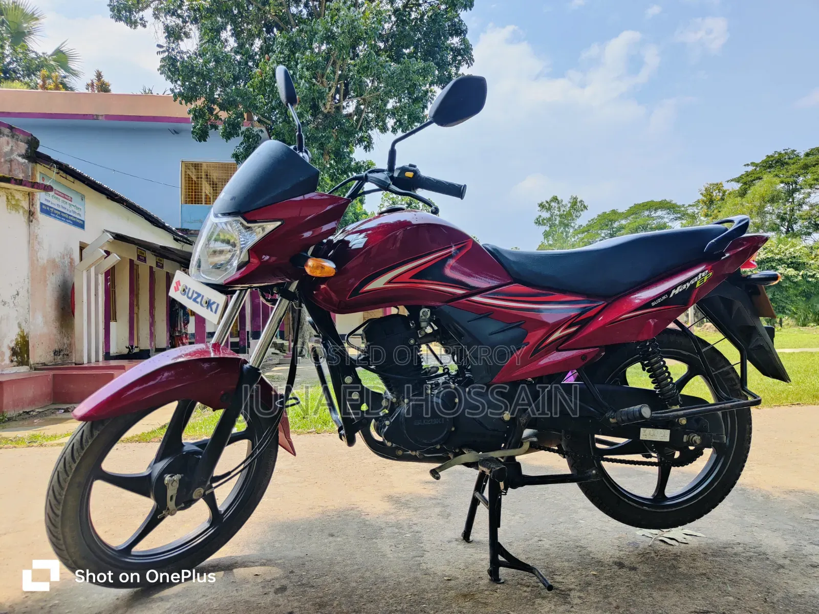 সুজুকি হায়াতে ইপি ২০২২ লাল