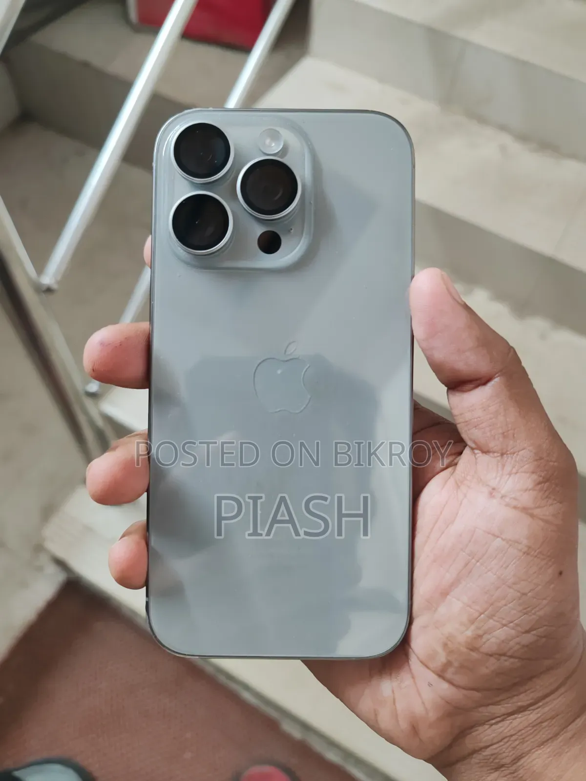 অ্যাপল আইফোন ১৬ প্রো ১২৮ জিবি সিলভার