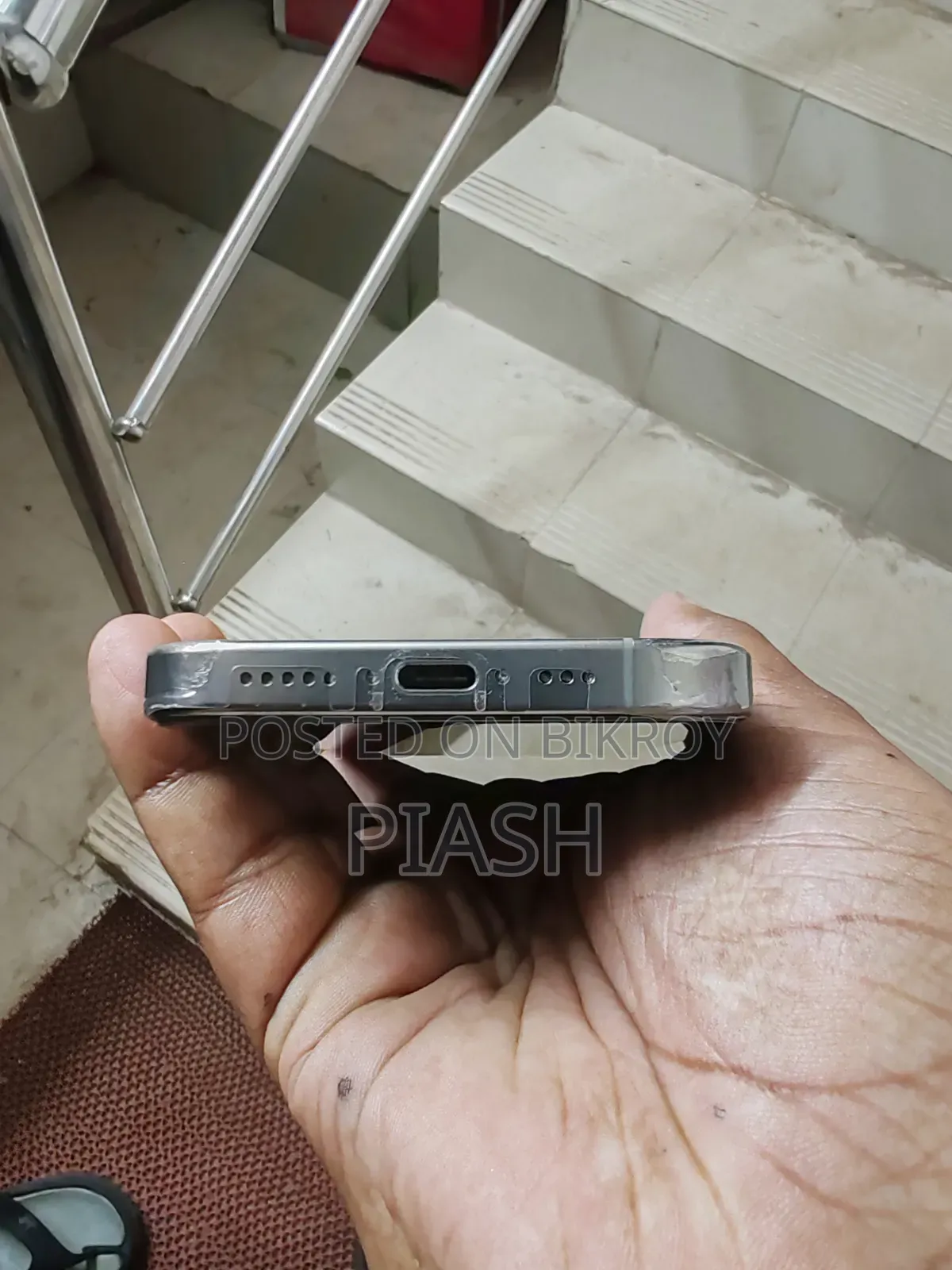 অ্যাপল আইফোন ১৬ প্রো ১২৮ জিবি সিলভার