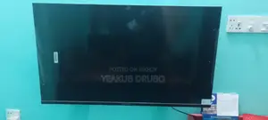 র্যাংস ৪৩ ইঞ্চি স্মার্ট টিভি