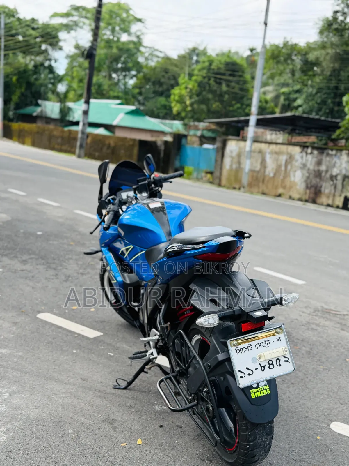 সুজুকি জিক্সার এসএফ ২০২২ নীল