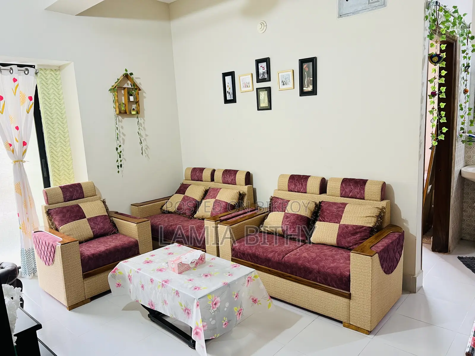 6 Seats Sofa
