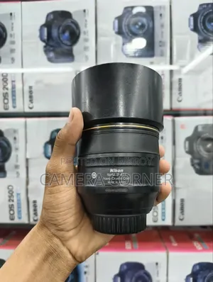 Nikon 85mm 1.4 Lens