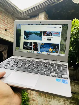 New Laptop Samsung Chromebook XE310 1.5GB eMMC 60GB