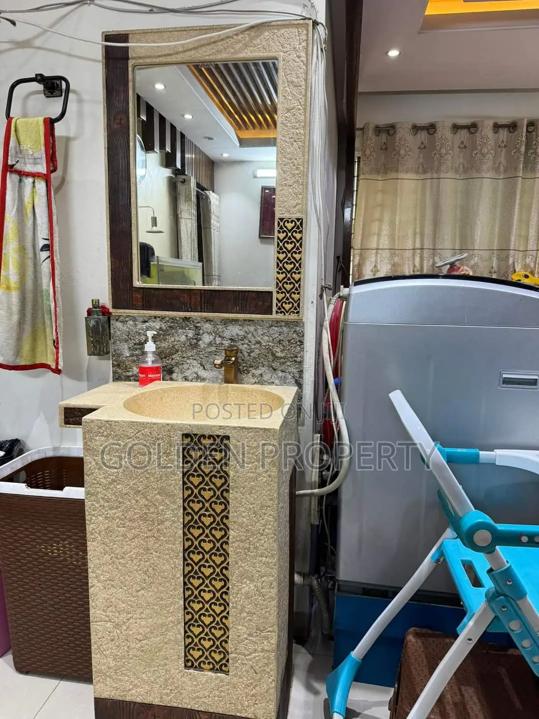 3bdrm Apartment in Used Flat For Sale, Basundhara for sale