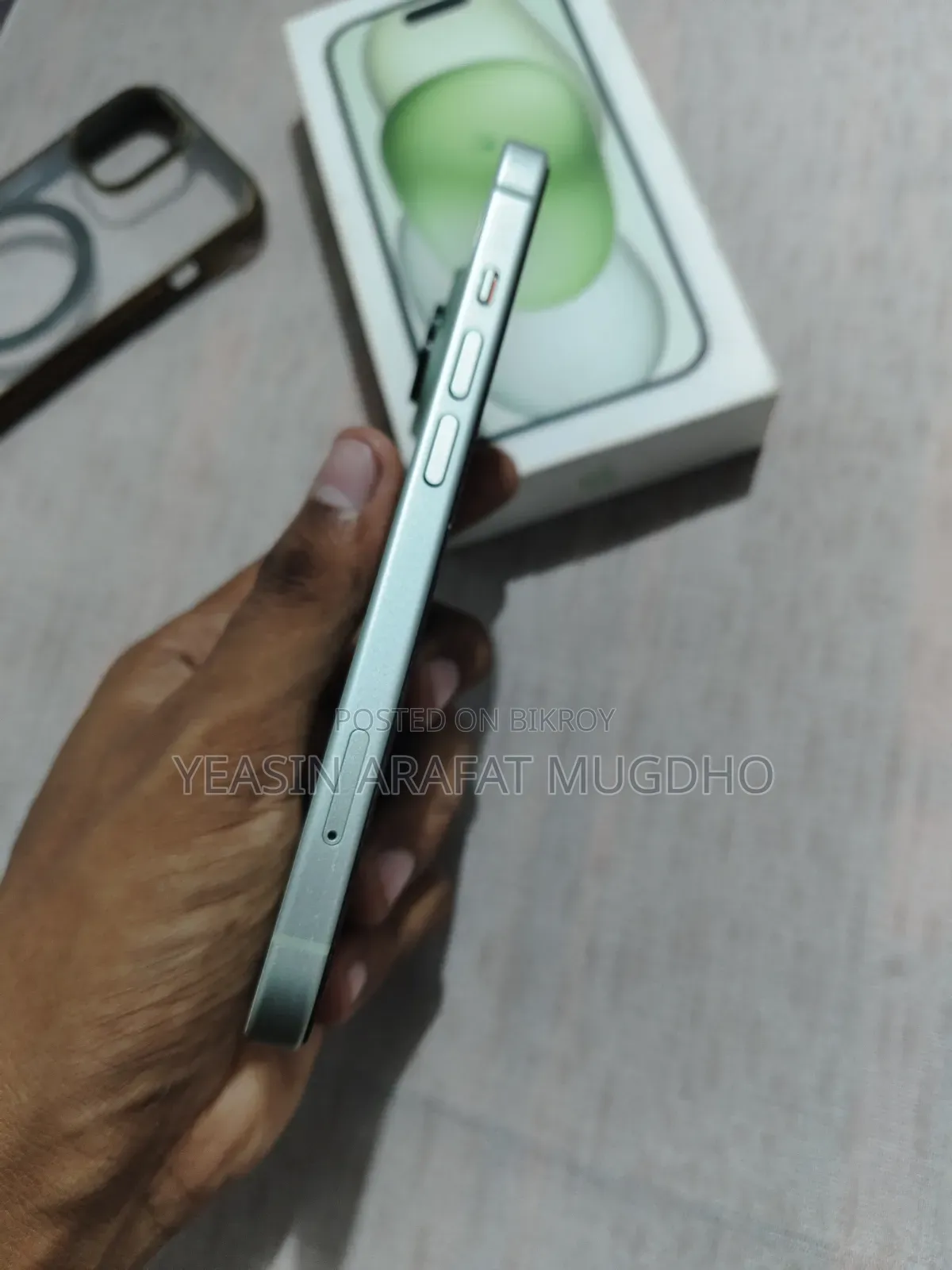 New Apple iPhone 15 128 GB Green