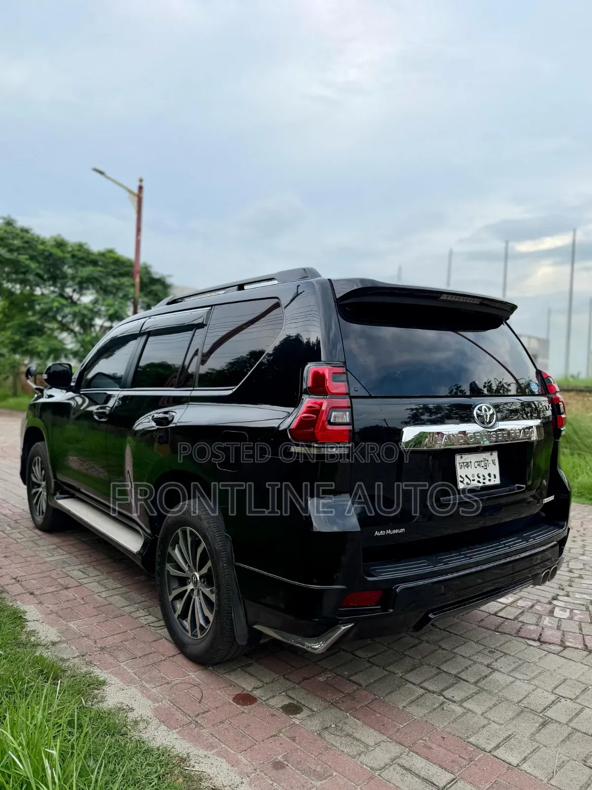 Toyota Land Cruiser Prado 2018 Black