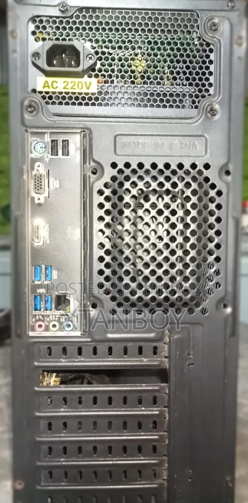 Desktop Computer Gigabyte 16GB AMD Ryzen 5 SSD 512GB