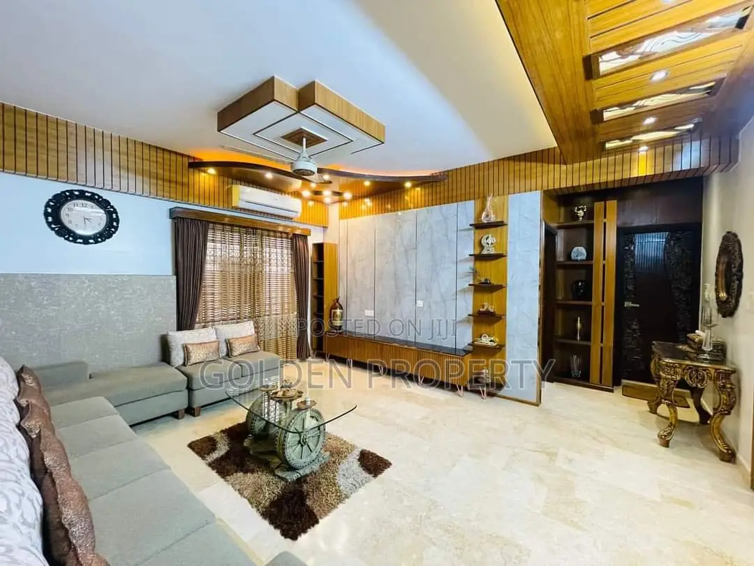 4bdrm Apartment in Bashundhara South, Basundhara for sale