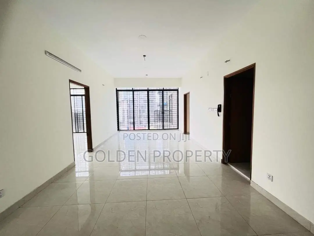 3bdrm Apartment in Luxurious Ready, Basundhara for sale