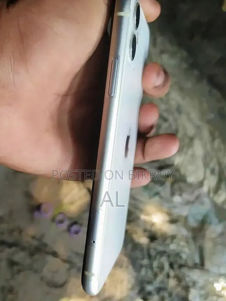 Apple iPhone 11 128 GB White