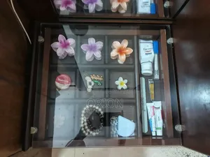 Regal Dressing Table