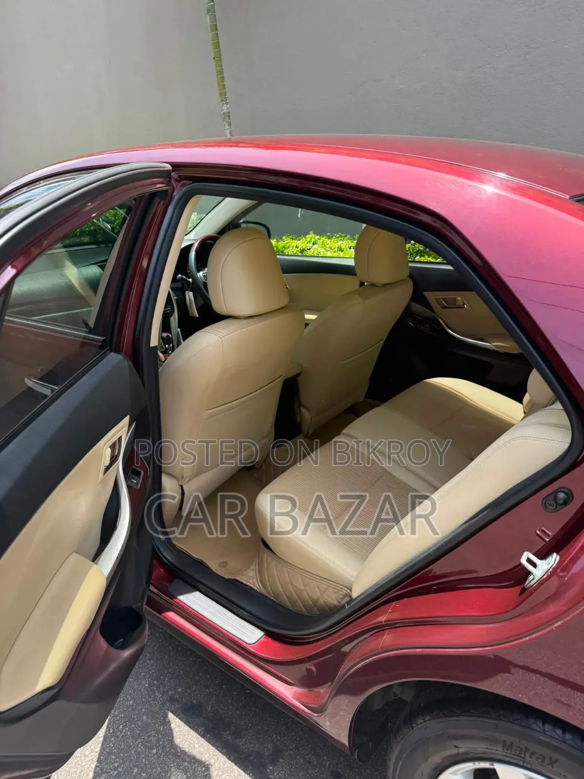 Toyota Premio 1.5 Front-Wheel Drive 2016 Maroon
