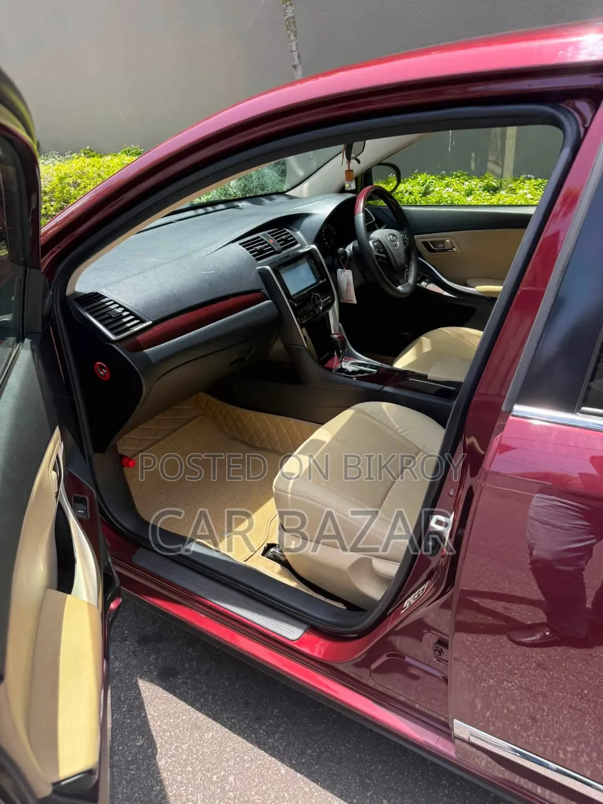 Toyota Premio 1.5 Front-Wheel Drive 2016 Maroon