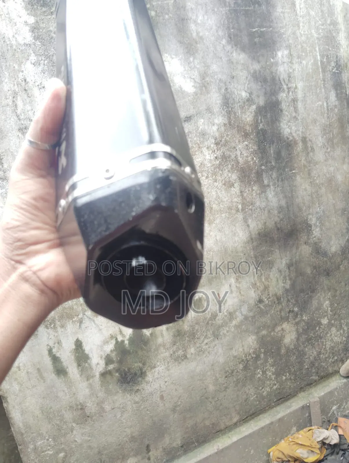 Aprapovic Thai