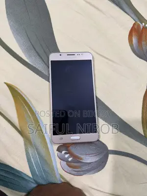 স্যামসাং গ্যালাক্সি জে৭ ১৬ জিবি গোল্ড