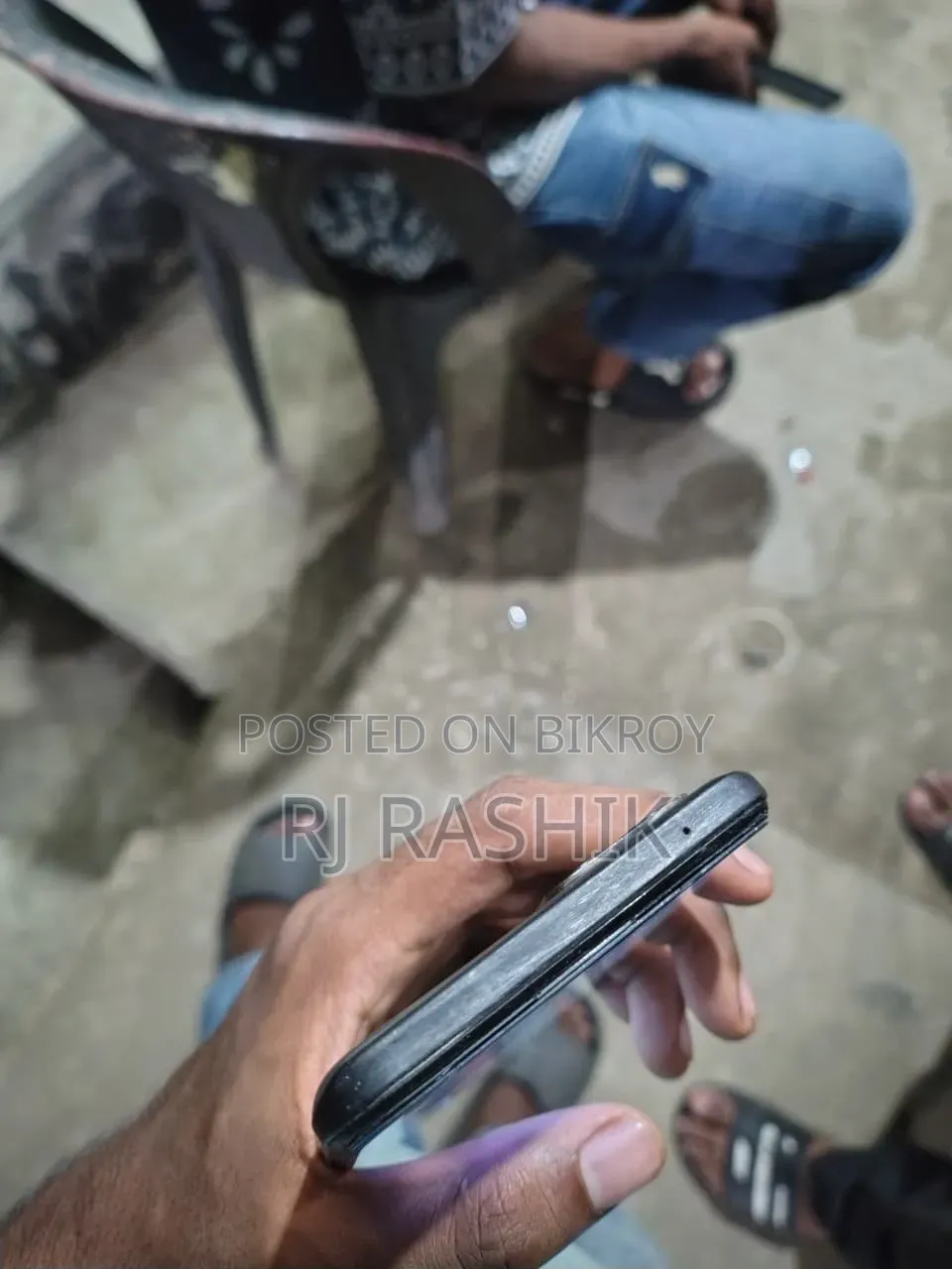 Realme 128 GB Silver