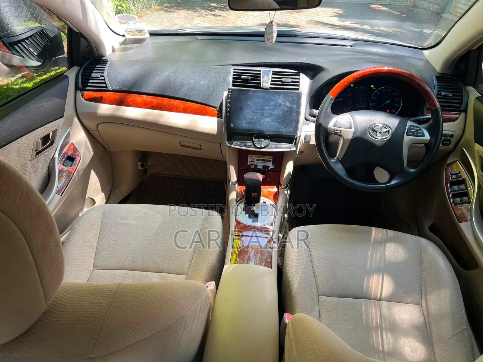Toyota Premio 1.5 FWD 2015 Pearl