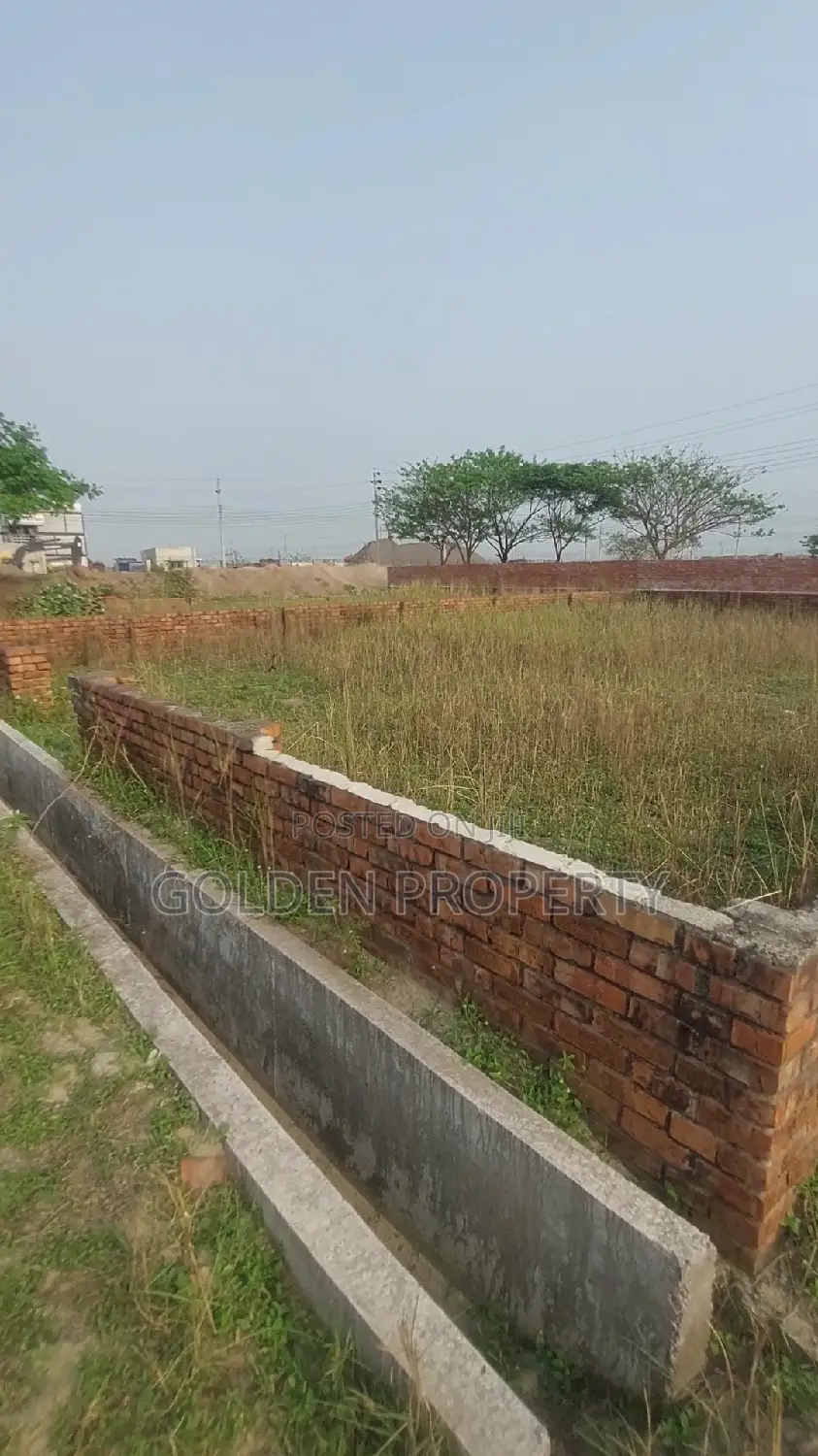 Block-M 7.5 Katha North Facing Plot Sell Bashundhara