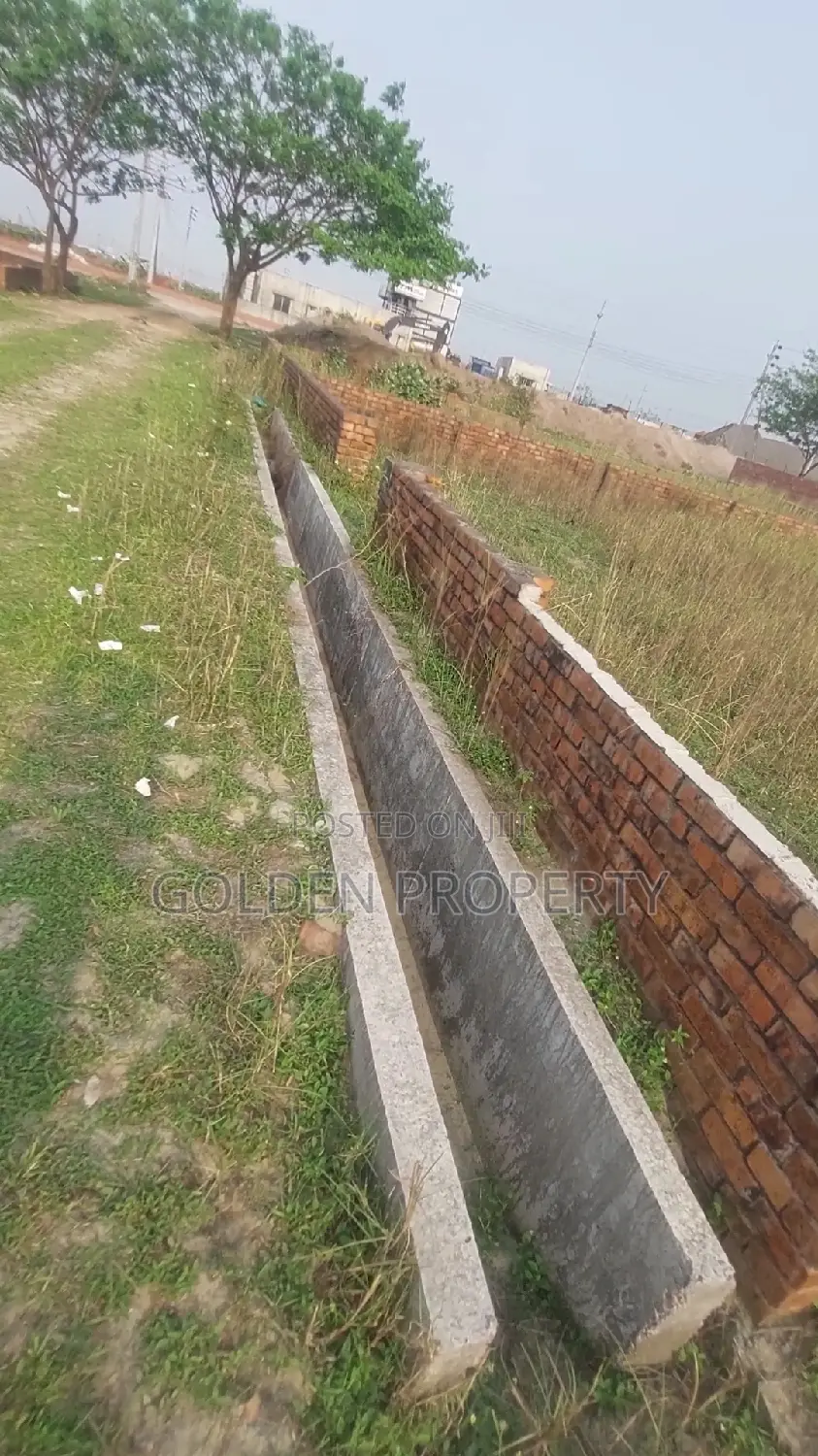 Block-M 7.5 Katha North Facing Plot Sell Bashundhara