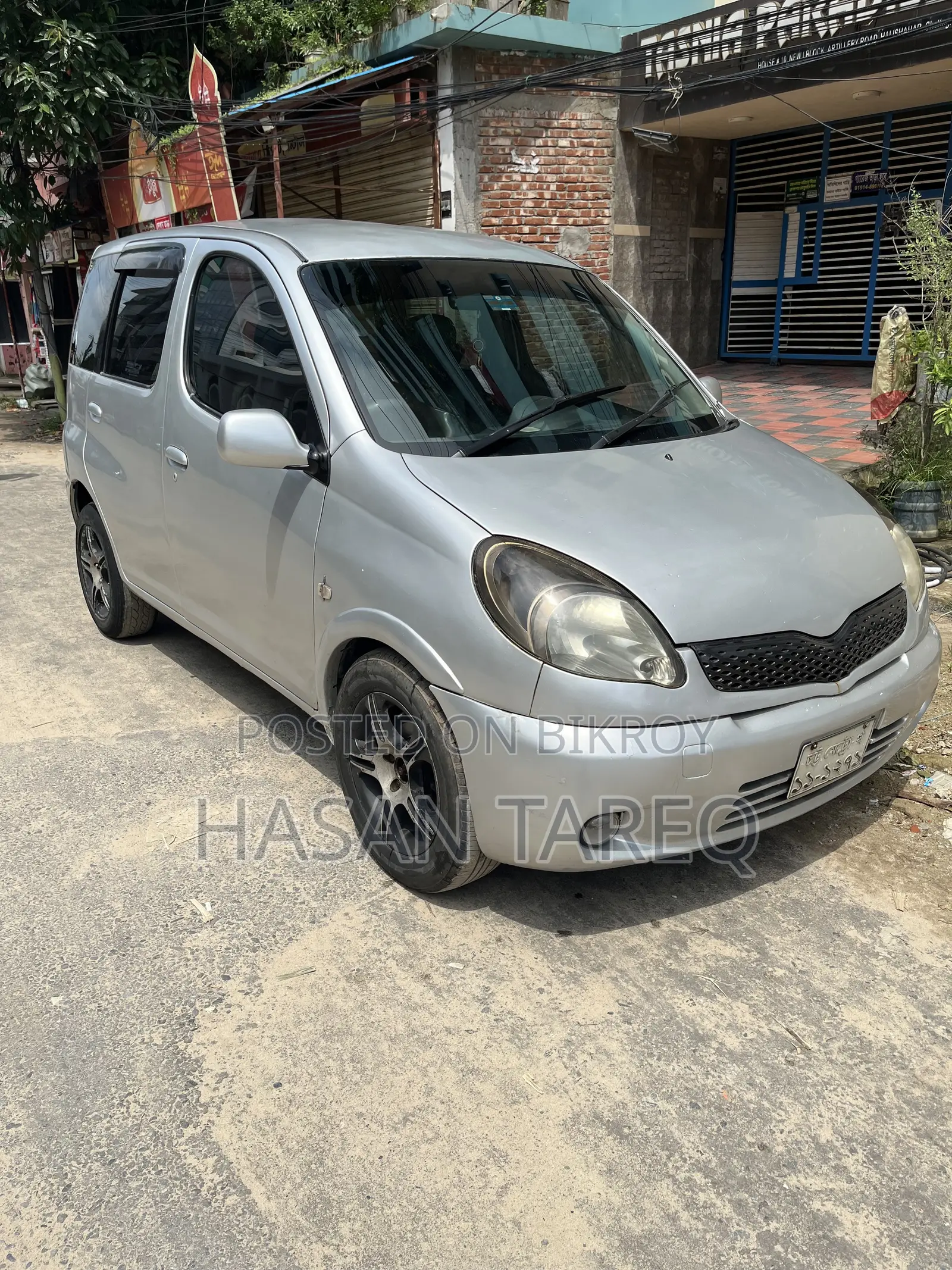 Toyota Fun Cargo 2004 Silver