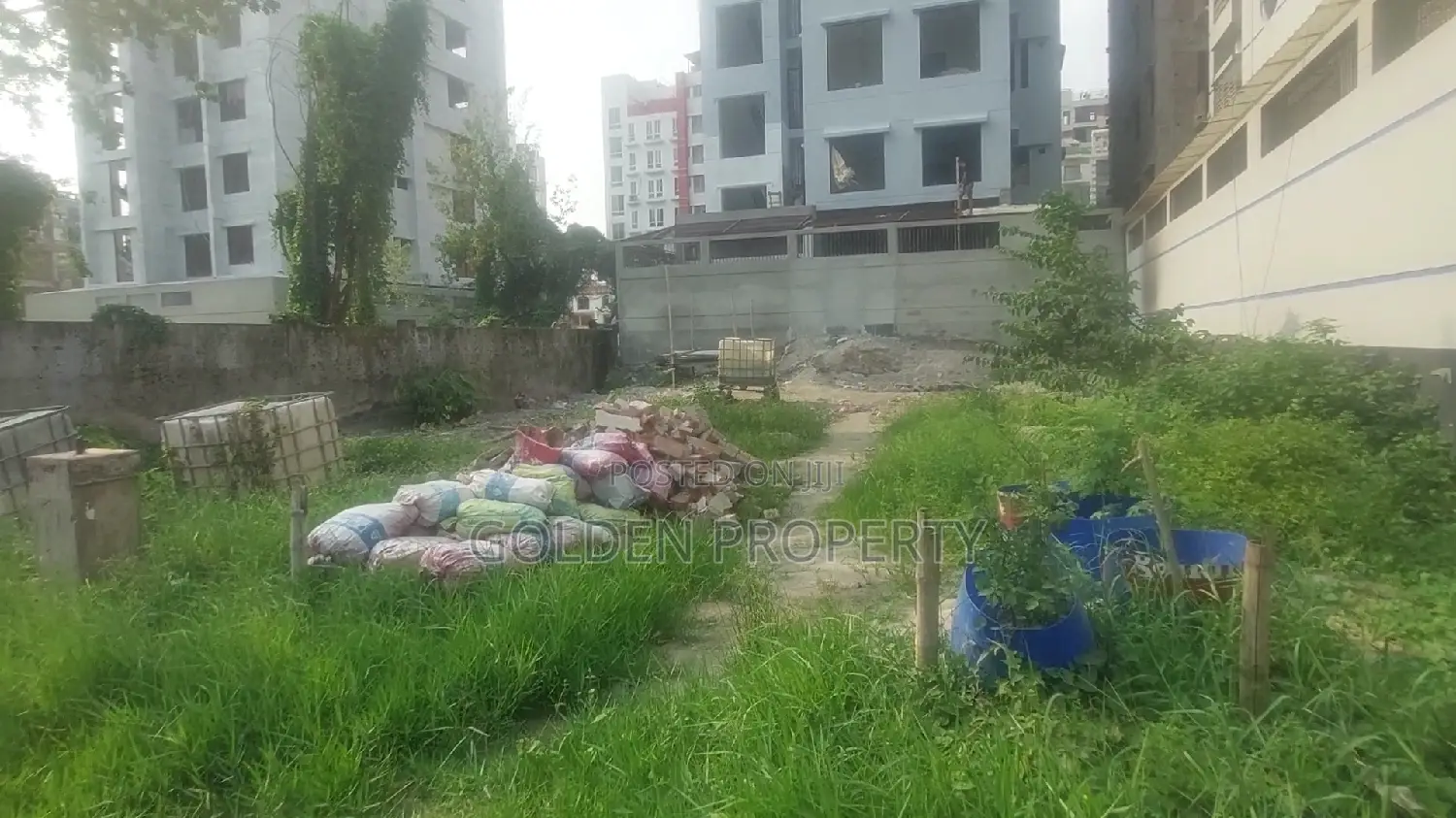 Bashundhara Housing Plot for Sale J Block 5 Katha South Face