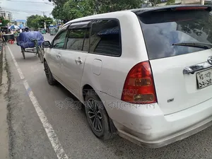 Toyota Corolla Fielder 2003 White