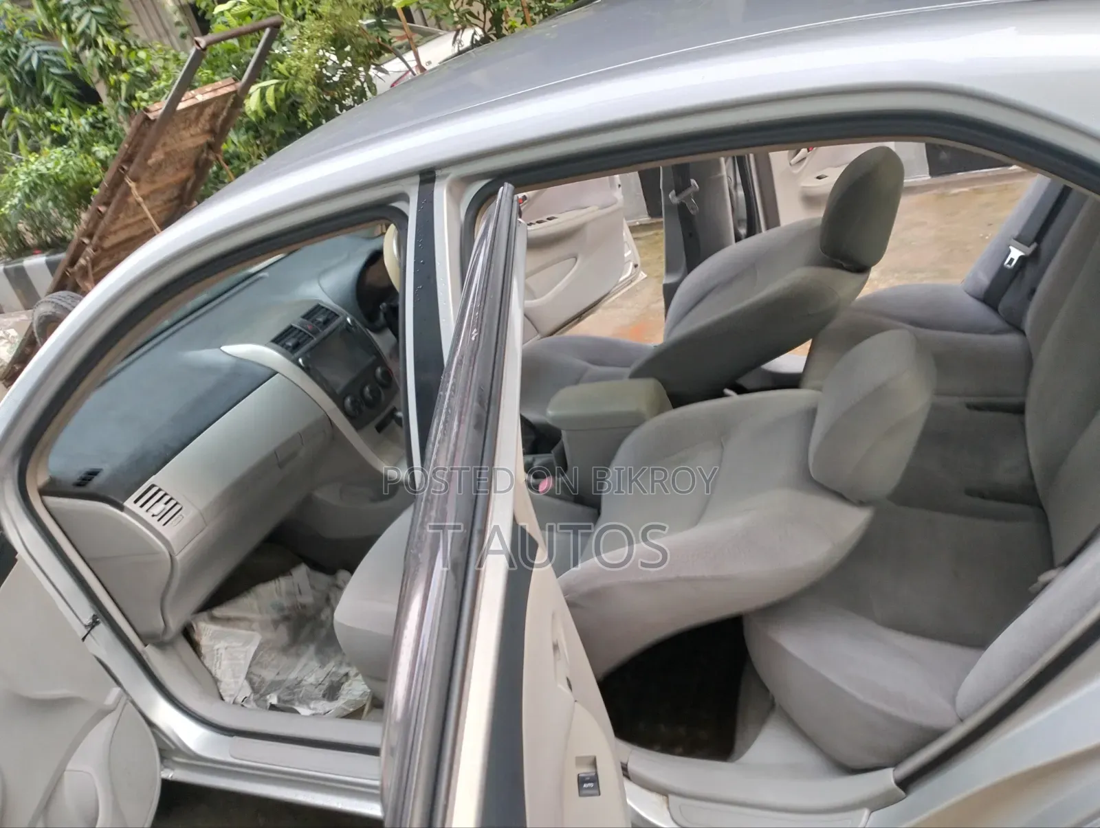 Toyota Axio 2009 Silver