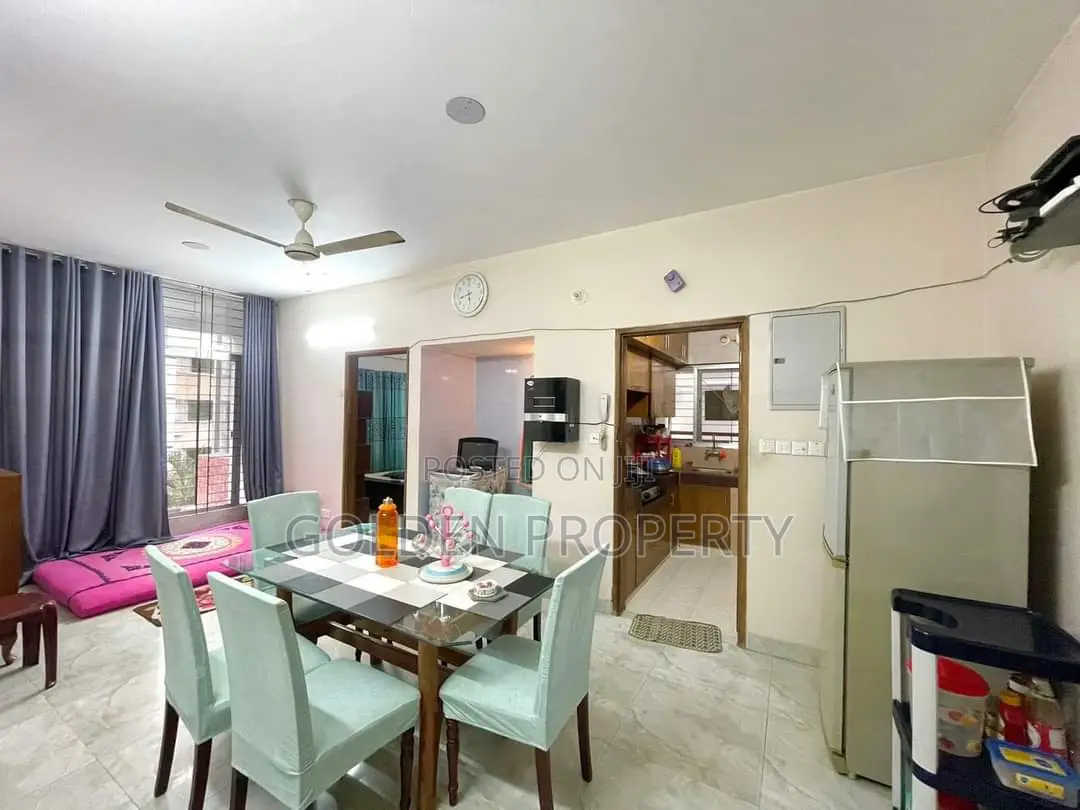 3bdrm Apartment in জি ব্লকে 1532, Basundhara for sale