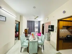 3bdrm Apartment in জি ব্লকে 1532, Basundhara for sale