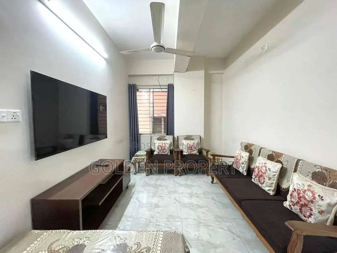 3bdrm Apartment in জি ব্লকে 1532, Basundhara for sale