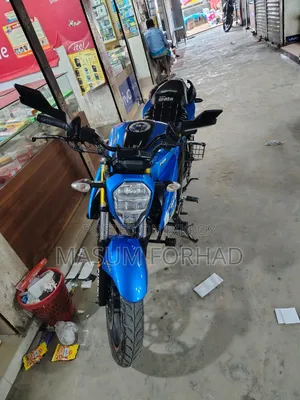 সুজুকি জিক্সার ২০২১ ব্লু