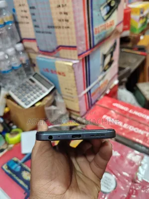 Tecno Spark 40 128 GB Black