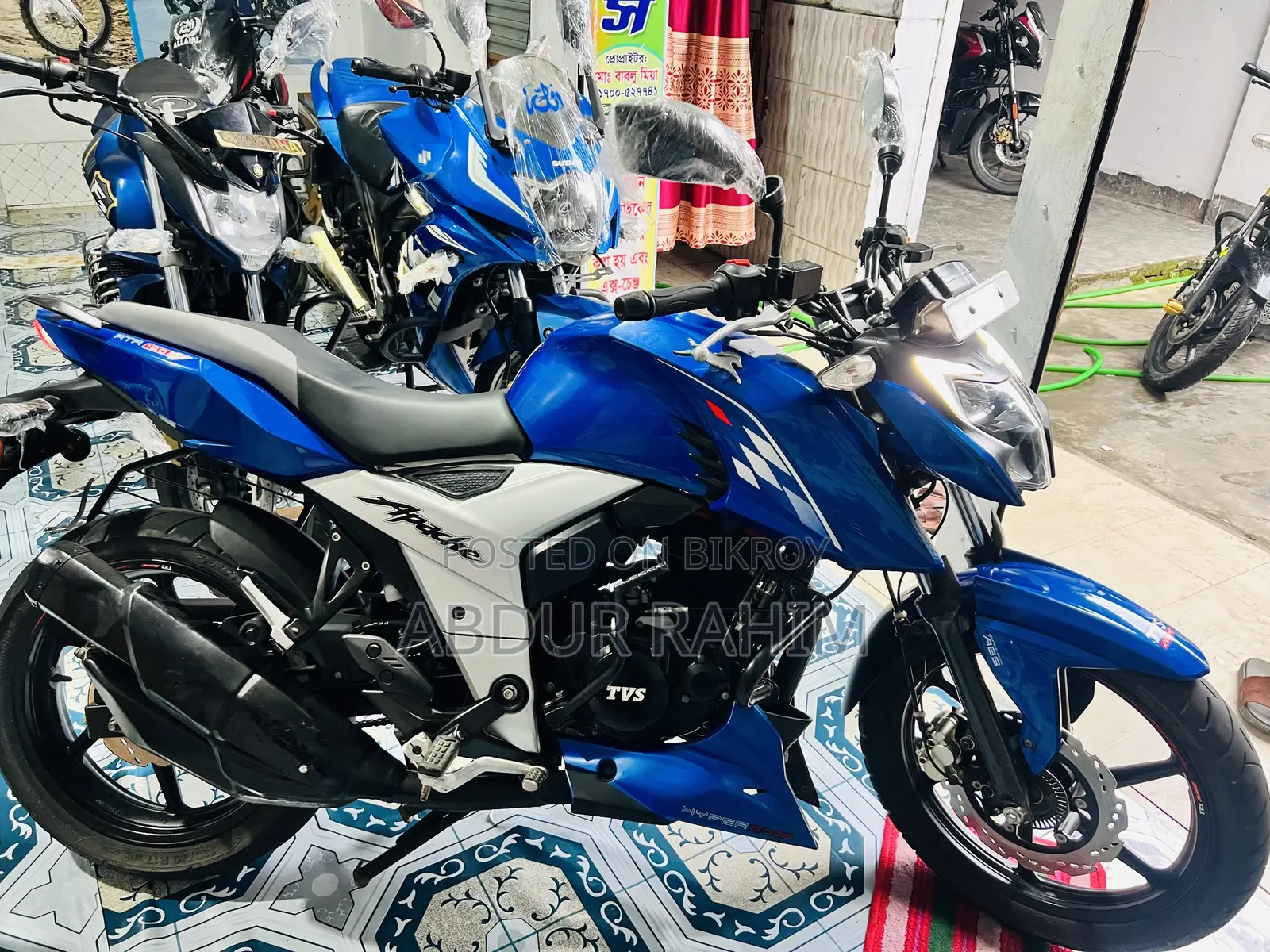 টিভিএস আপাচে আরটিআর ১৬০ ৪ভি ২০২৩ নীল