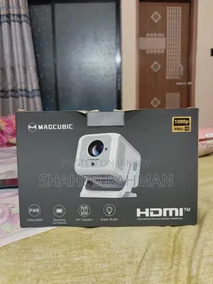 Magcubic HY310X Mini Android Projector