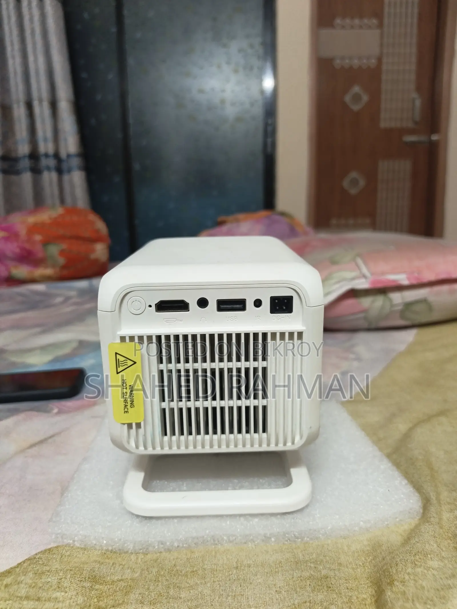 Magcubic HY310X Mini Android Projector