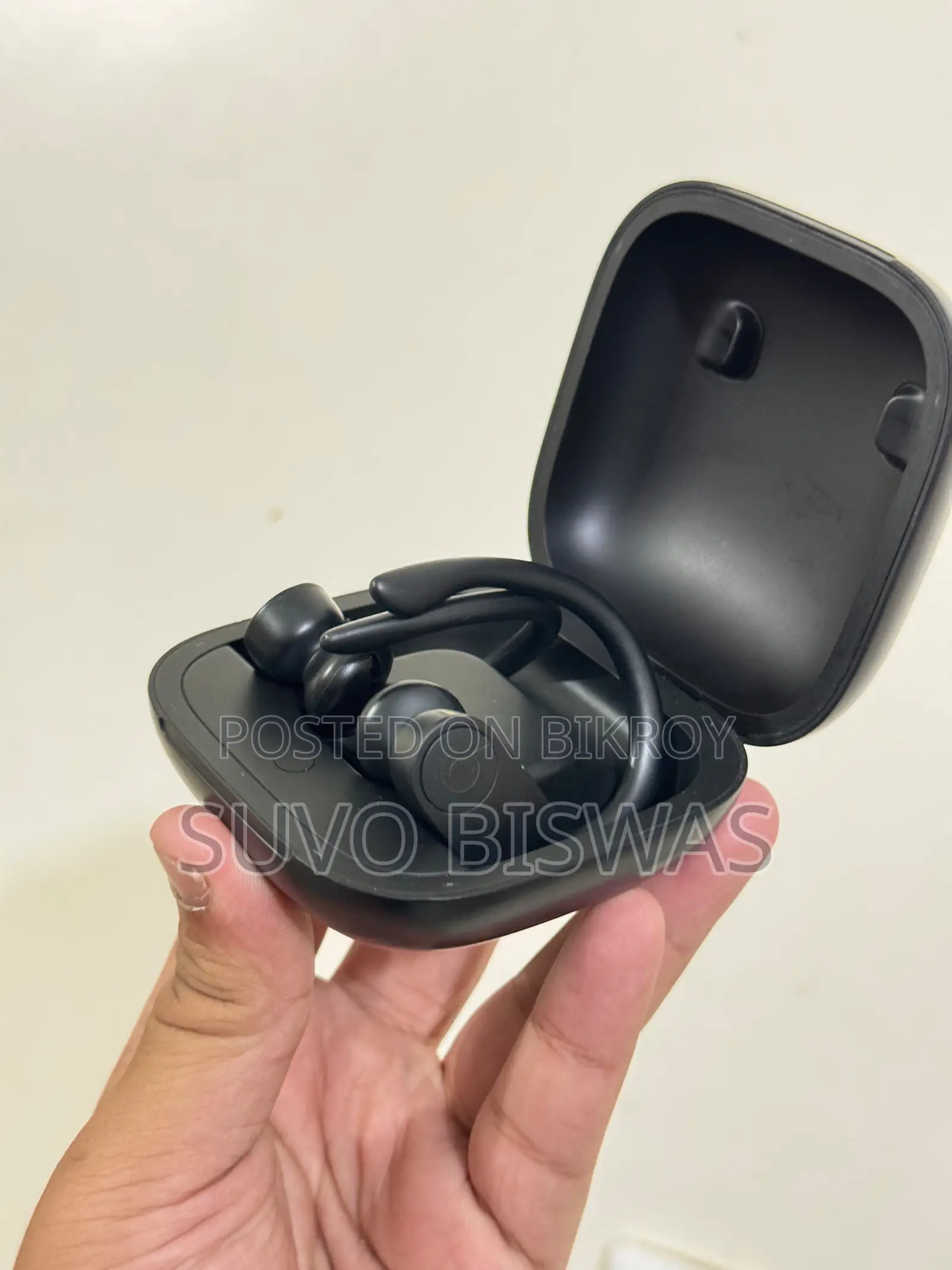 Powerbeats Pro