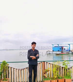 ম্যানাজার পদে চাকরির খোঁজ অভিজ্ঞতা আট বছর