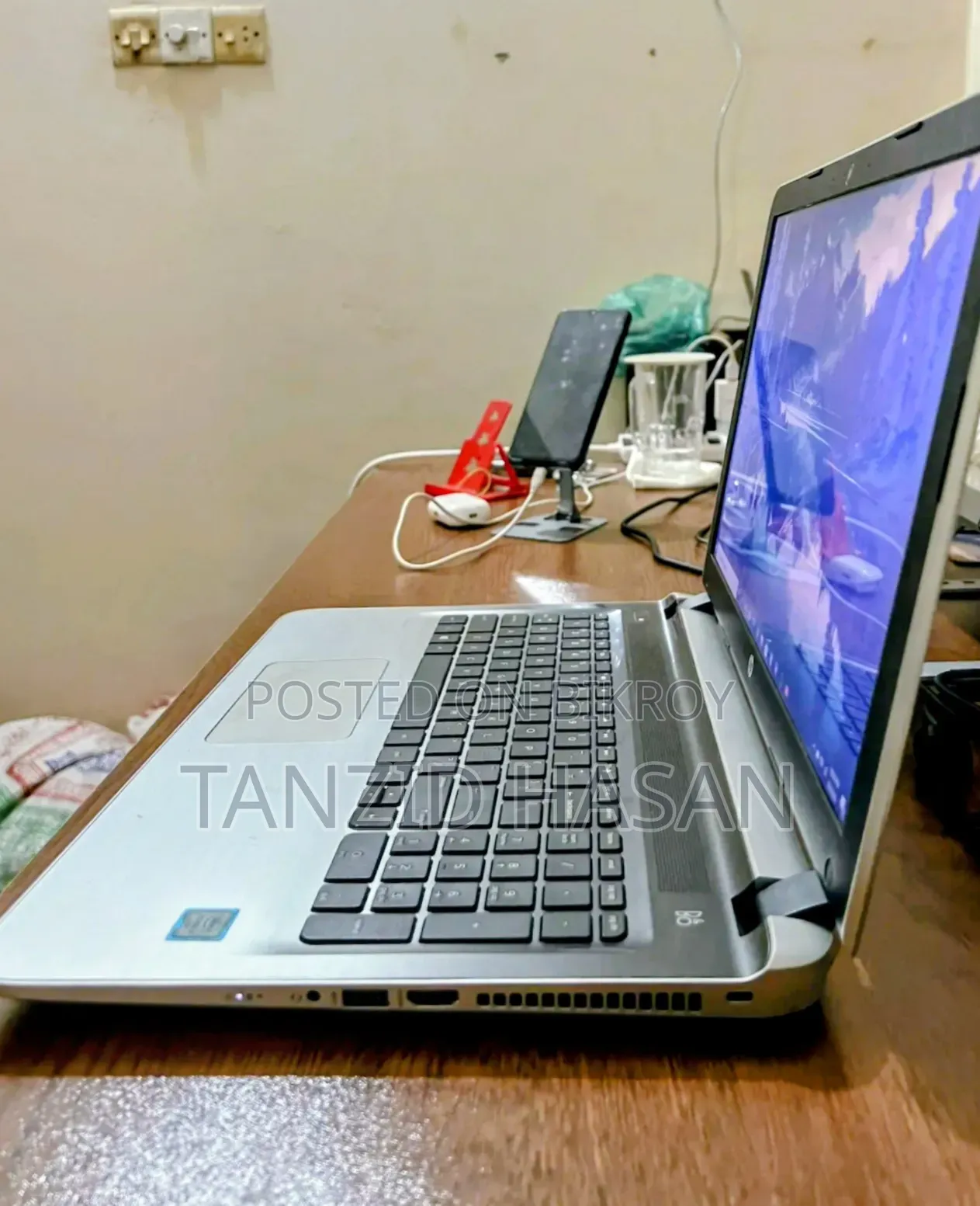 ল্যাপটপ এইচপি প্যাভিলিয়ন ১৫ ৮জিবি ইন্টেল কোর আই৩ এইচবিবি+এসএসডি ১২৮জিবি