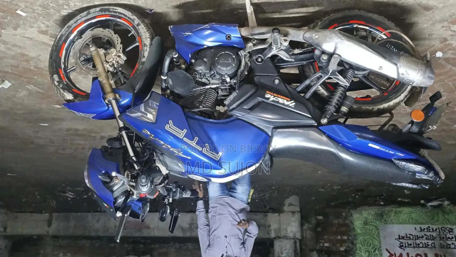 TVS Apache RTR 160 2v Refresh X-connect 2020 Blue