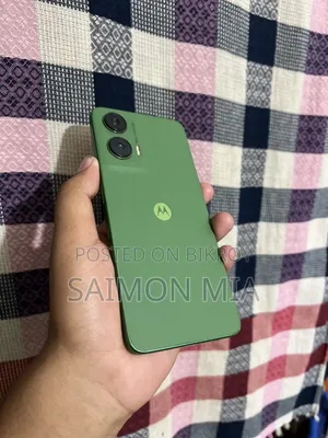 Motorola Moto G35 128 Gigabytes Green