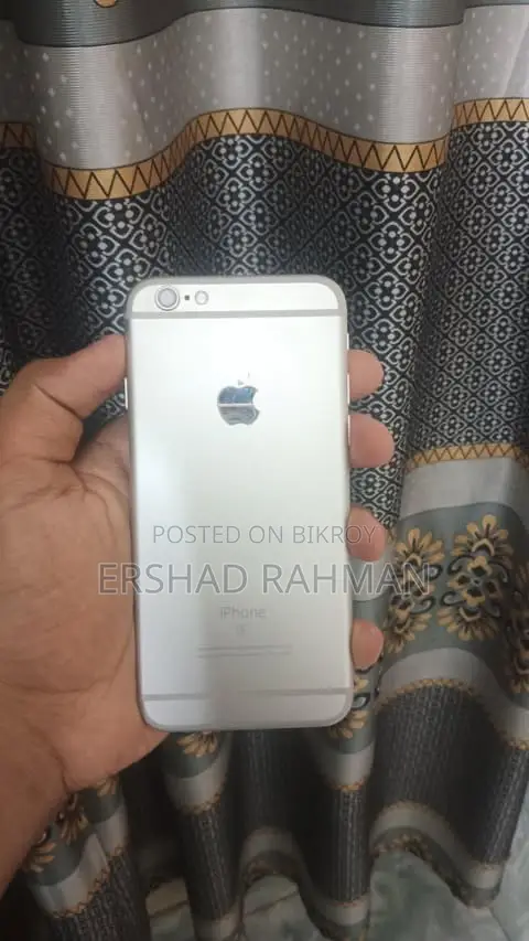 Apple iPhone 6s 64 GB