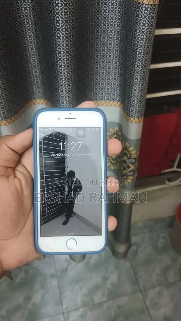 Apple iPhone 6s 64 GB