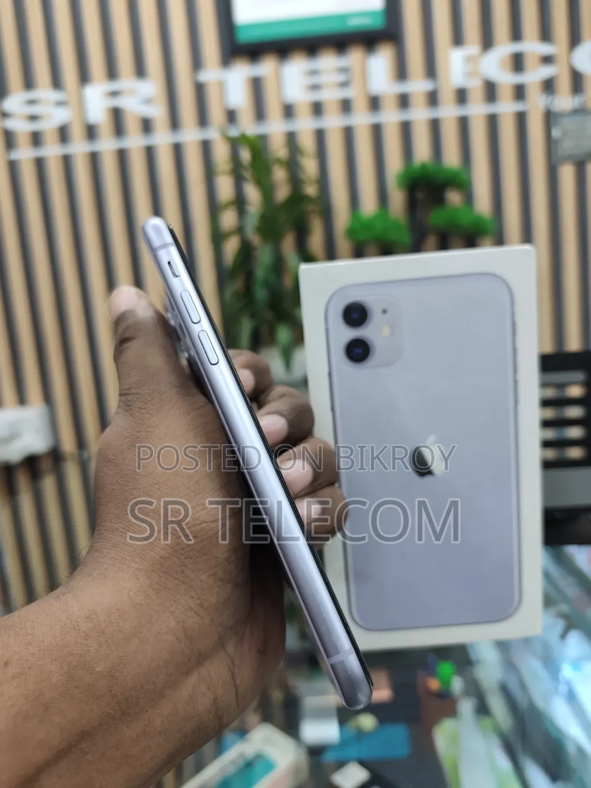 Apple iPhone 11 64 GB Purple