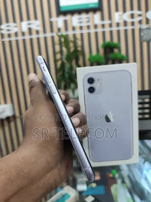Apple iPhone 11 64 GB Purple